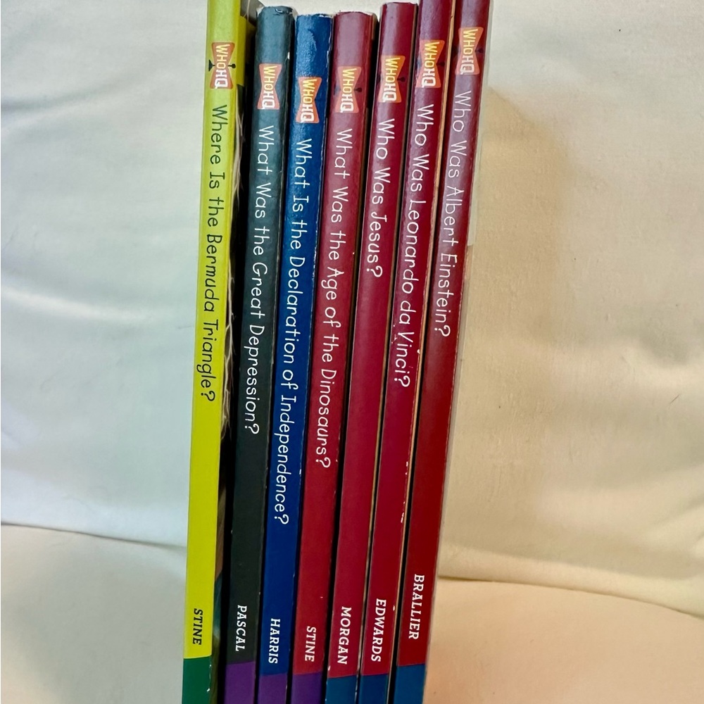 Who HQ 7 Book Lot Who Was Einstein da Vinci Jesus Dinosaurs Bermuda Triangle